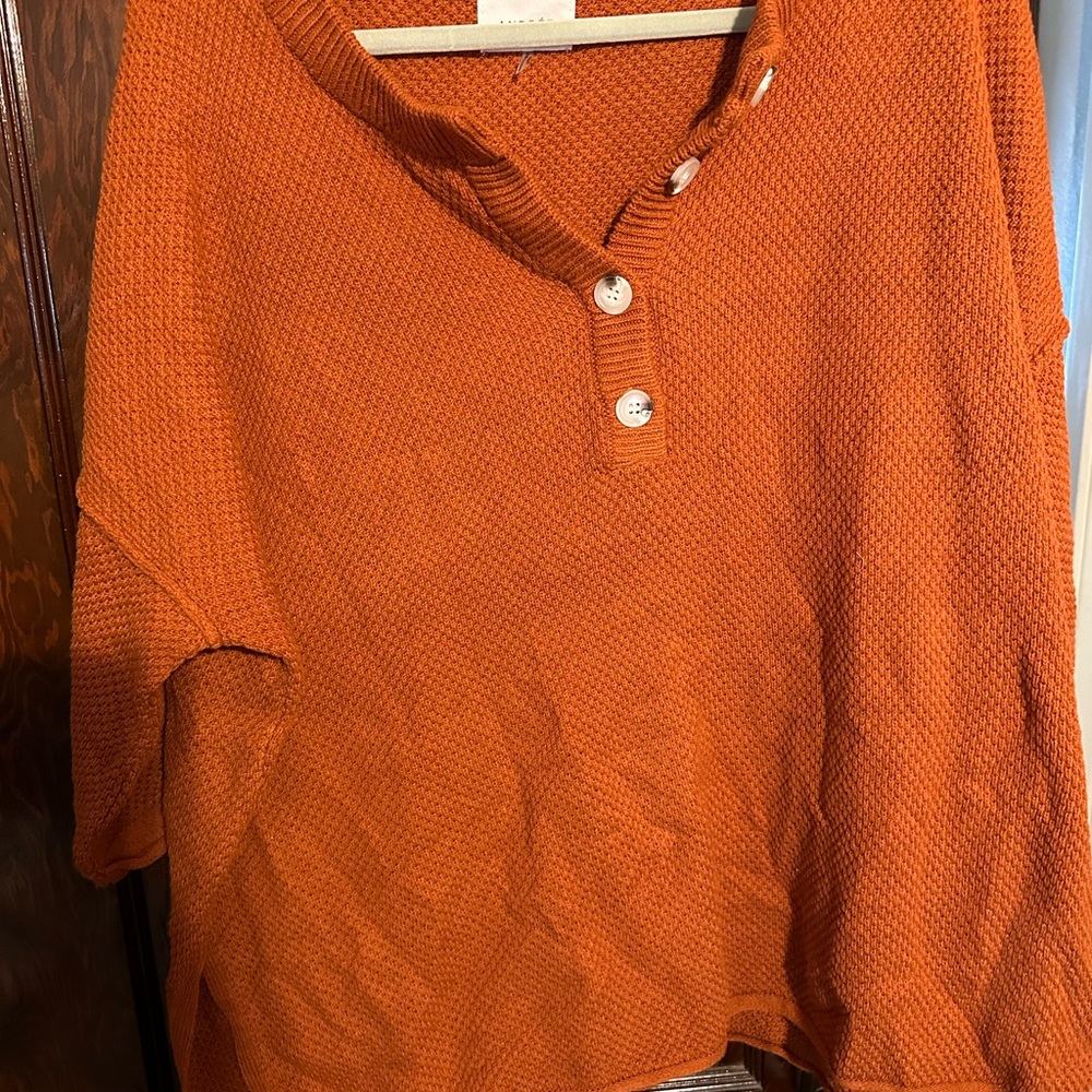 Heimish short sleeve sweater (shorter length)